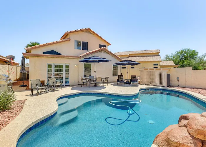 Holiday home Swim W/ A View! Scenic Desert Retreat In Glendale