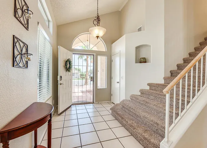 Swim W/ A View! Scenic Desert Retreat In Glendale