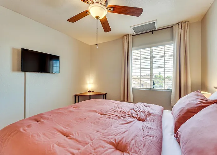 Swim W/ A View! Scenic Desert Retreat In Glendale Holiday home Phoenix